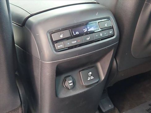 Used 2020 Hyundai Palisade SEL FWD image 25