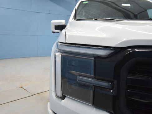 New 2025 Ford F150 Lariat w/ Equipment Group 502A High image 29