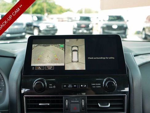 Used 2024 INFINITI QX80 Luxe RWD image 10