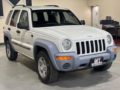 Used 2004 Jeep Liberty Sport w/ PWR Convenience Group image 2