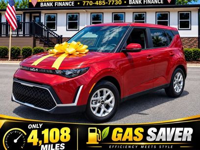 Used 2025 Kia Soul LX w/ LX Technology Package