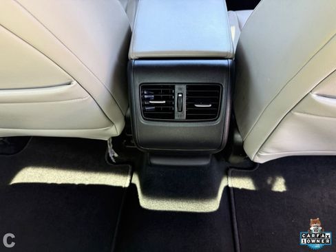 Used 2018 Honda Accord Touring image 13