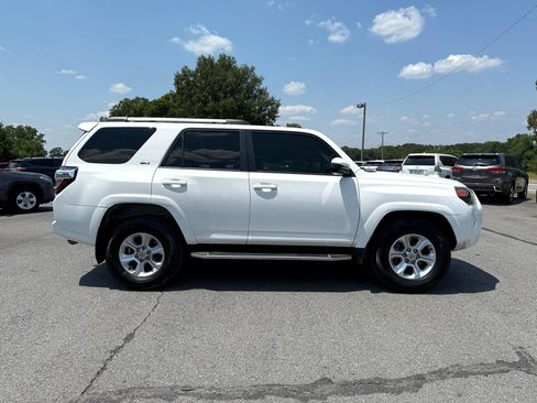 Used 2019 Toyota 4Runner SR5 image 7