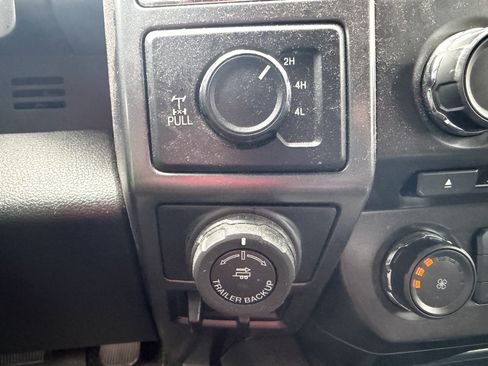 Used 2018 Ford F150 XLT w/ Equipment Group 302A Luxury AWD/4WD image 18