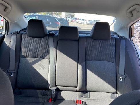 Used 2025 Toyota Camry LE image 37