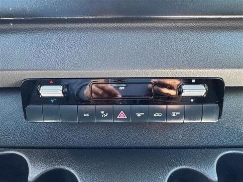 Used 2020 Mercedes-Benz Sprinter 2500 image 26