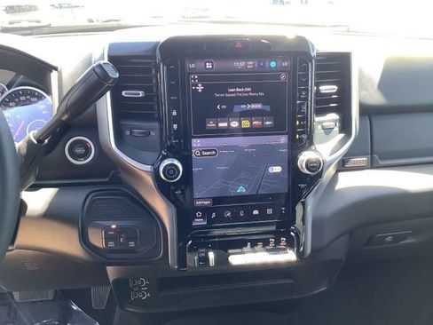 Used 2025 RAM 2500 Big Horn AWD/4WD image 17