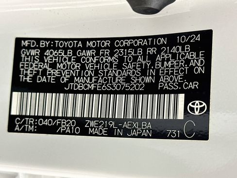 Used 2025 Toyota Corolla LE w/ Convenience Package FWD image 12