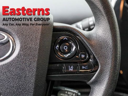 Used 2022 Toyota Prius LE image 16
