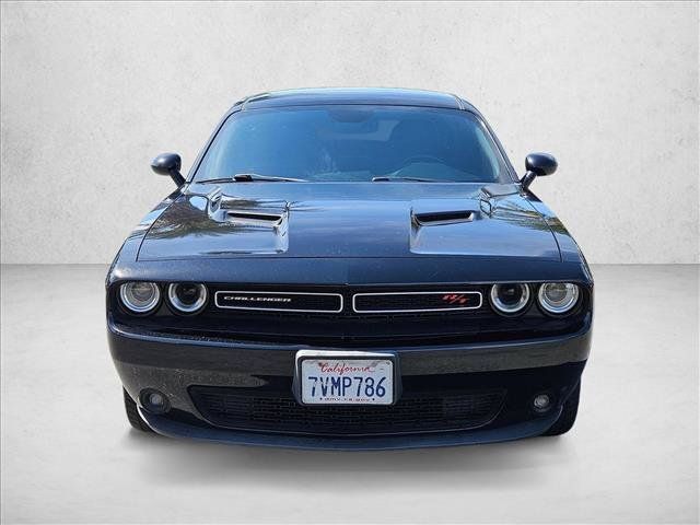 Used 2017 Dodge Challenger R/T RWD image 3