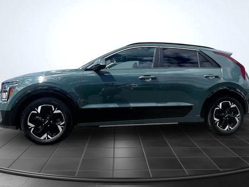 Used 2023 Kia Niro Wind FWD image 3