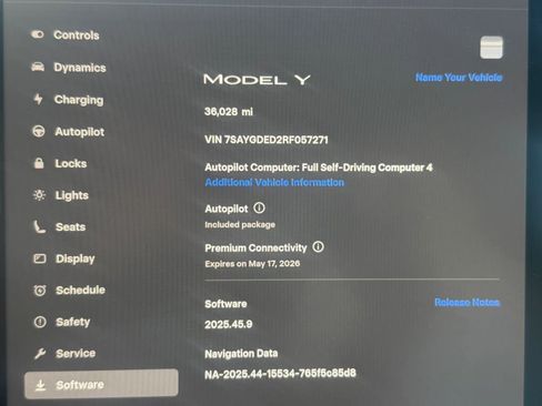Used 2024 Tesla Model Y 2WD image 4