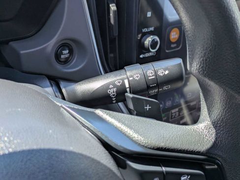 Used 2024 Subaru Crosstrek 2.0i Premium AWD/4WD image 27