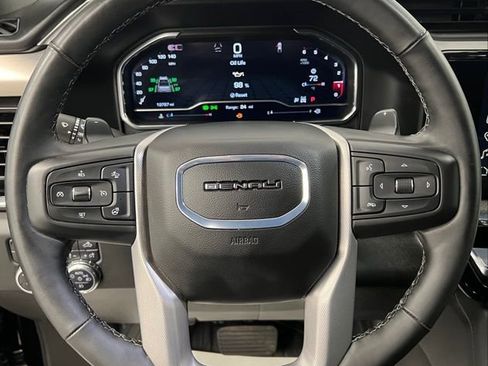 Used 2025 GMC Sierra 1500 Denali w/ Denali Reserve Package image 23