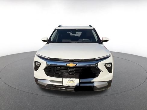 Used 2025 Chevrolet TrailBlazer LT image 4