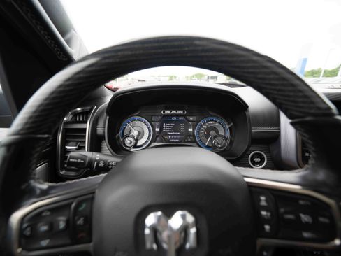 Used 2019 RAM 1500 Limited AWD/4WD image 14