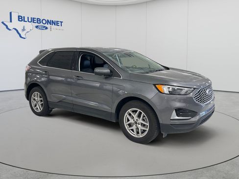 Used 2024 Ford Edge SEL AWD/4WD image 3