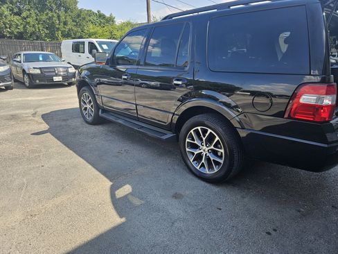 Used 2016 Ford Expedition XLT w/ Equipment Group 202A image 6