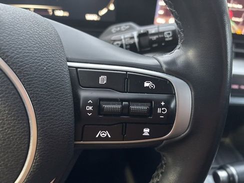 Certified 2023 Kia Sportage SX image 22