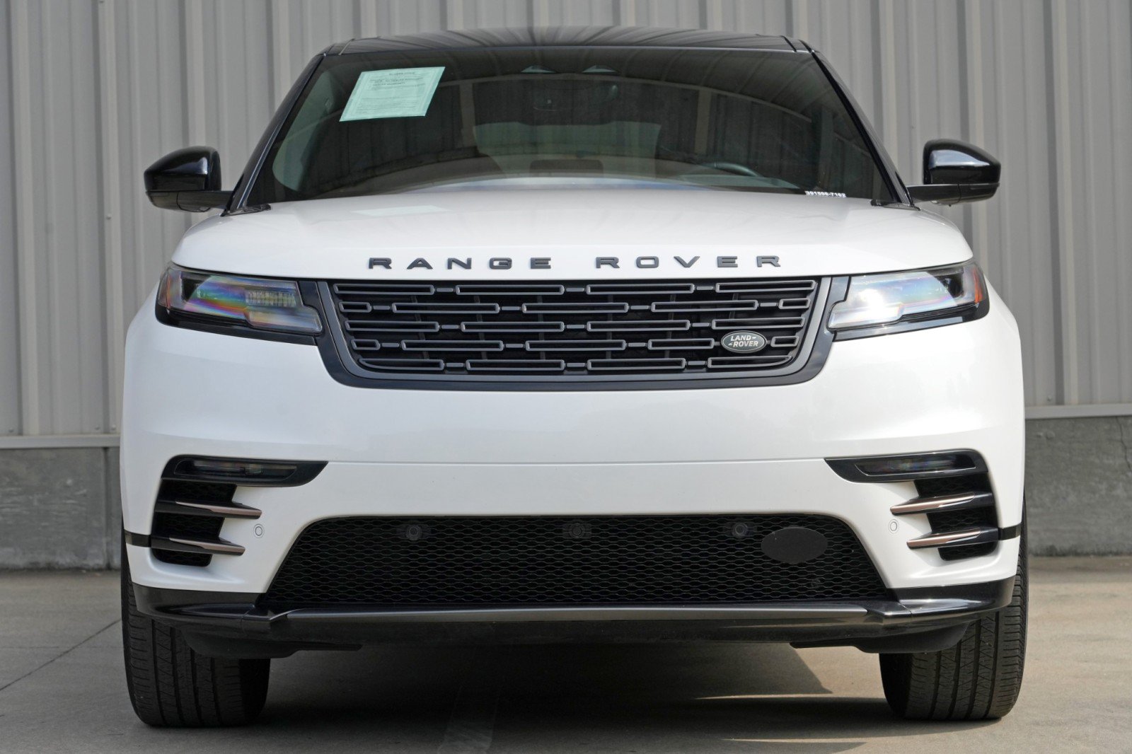 Used 2024 Land Rover Range Rover Velar Dynamic SE AWD/4WD image 7
