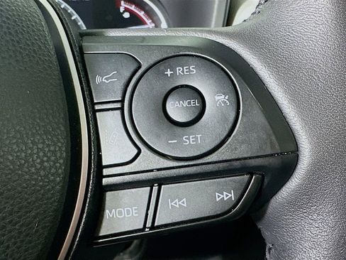 Used 2023 Toyota RAV4 XLE Premium image 24