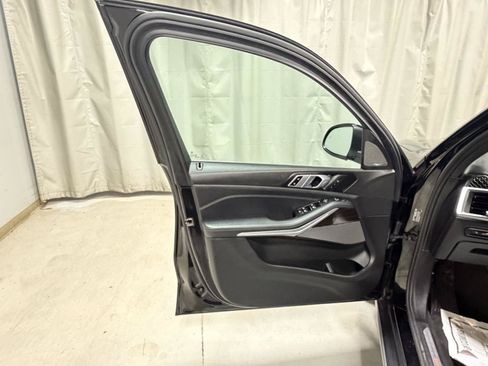 Used 2024 BMW X5 xDrive40i w/ Premium Package AWD/4WD image 26