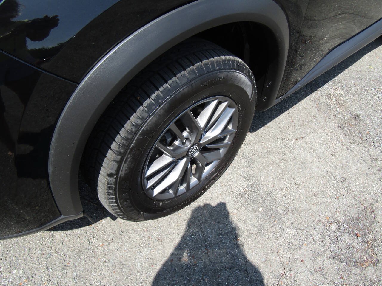 Used 2024 Nissan Rogue S AWD/4WD image 28