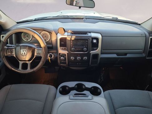 Used 2019 RAM 1500 Classic SLT RWD image 17