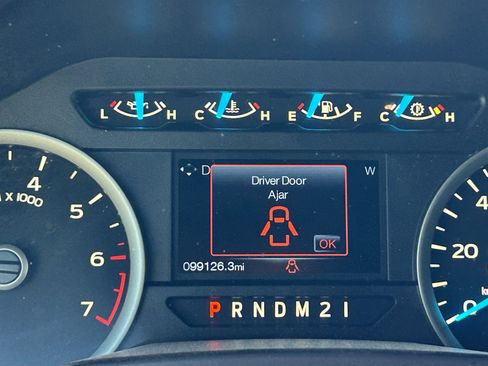 Used 2016 Ford F150 XLT w/ Equipment Group 301A Mid RWD image 17
