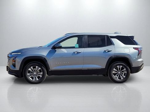 Used 2025 Chevrolet Equinox LT w/ Safety and Technology Package image 7