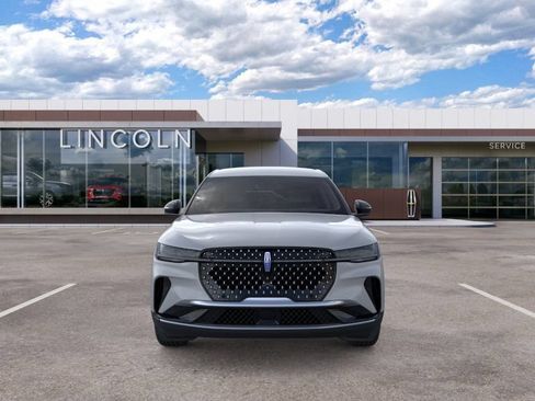 New 2026 Lincoln Nautilus Premier AWD/4WD image 6