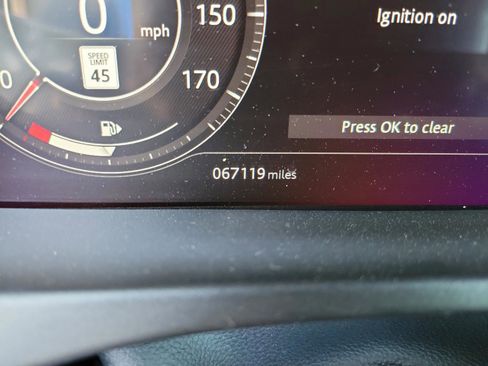 Used 2020 Jaguar F-PACE Prestige image 16