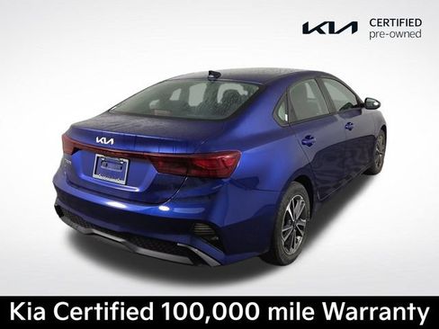 Certified 2022 Kia Forte LXS FWD image 6