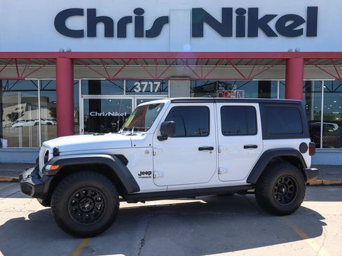 Used 2020 Jeep Wrangler Unlimited Sport AWD/4WD image 1