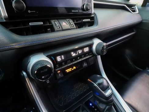 Used 2019 Toyota RAV4 XSE image 11