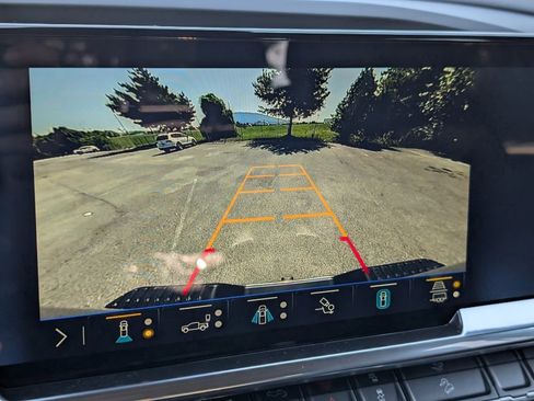 New 2026 Chevrolet Silverado 2500 LTZ w/ LTZ Premium Package image 9