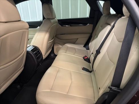 Used 2017 Cadillac XT5 FWD image 18