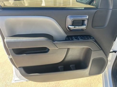 Used 2018 Chevrolet Silverado 1500 Custom w/ Custom Convenience Package image 13