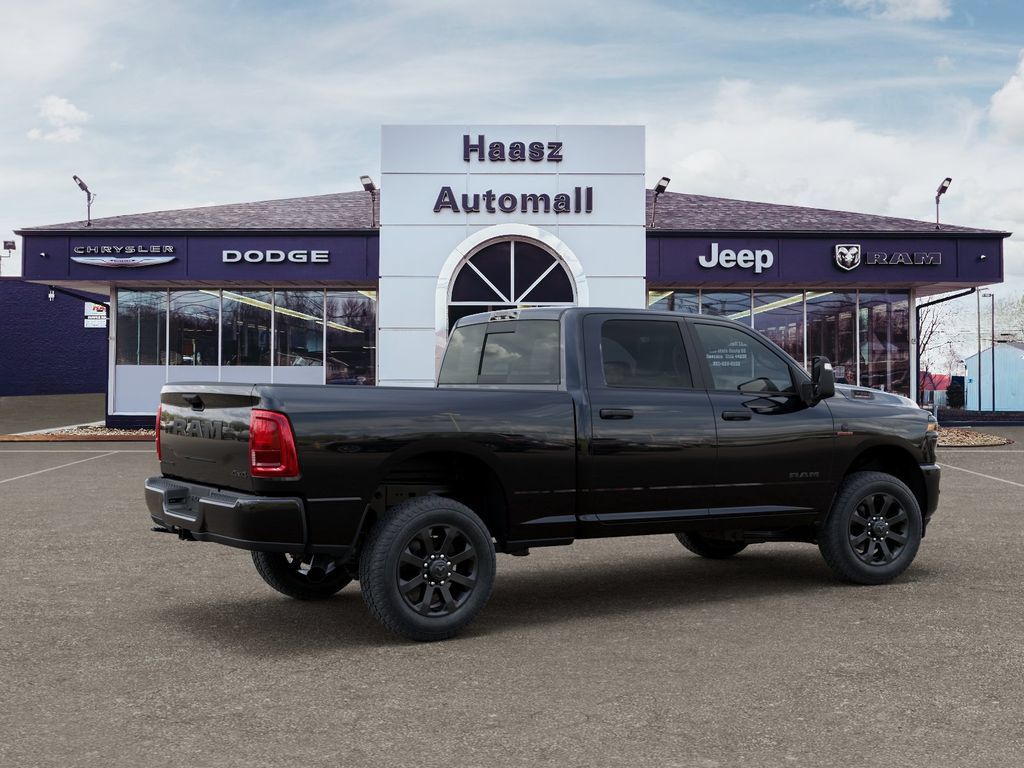 New 2026 RAM 3500 Big Horn AWD/4WD image 4