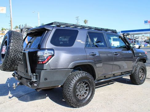 Used 2023 Toyota 4Runner TRD Off-Road Premium w/ Off Road Premium Plus Package image 6