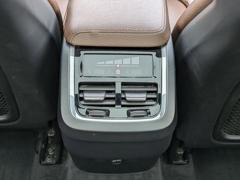 Used 2019 Volvo XC60 T5 Inscription w/ Protection Package Premier image 24