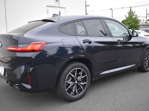 Used 2024 BMW X4 xDrive30i w/ Premium Package AWD/4WD image 6