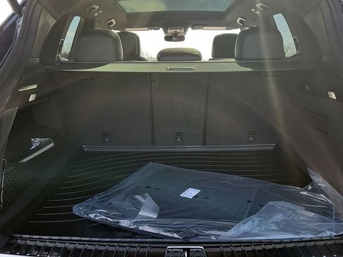 New 2026 Porsche Cayenne image 24