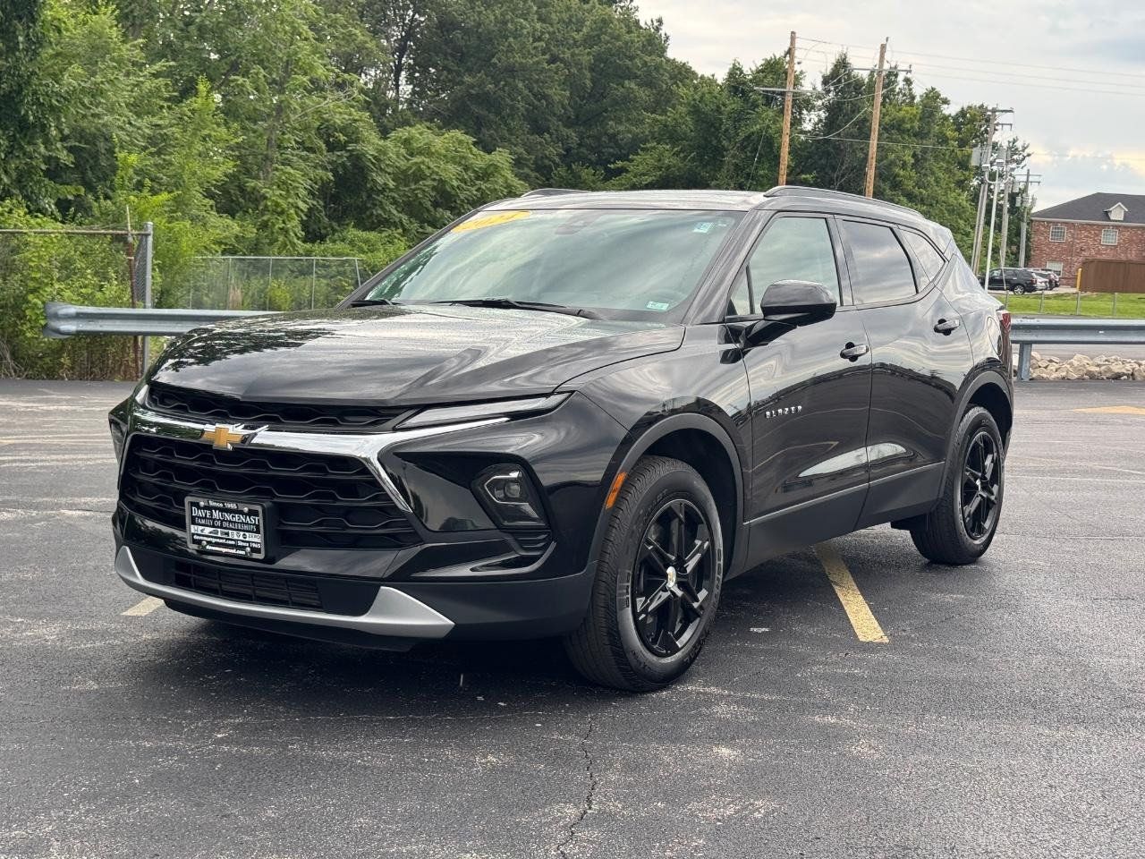 Used 2024 Chevrolet Blazer LT w/ Convenience Package FWD image 9