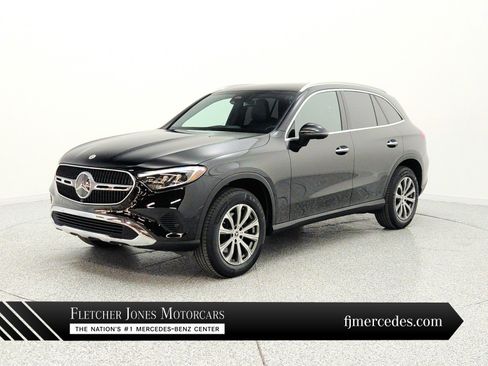 Used 2024 Mercedes-Benz GLC 300 image 1