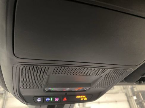 Used 2025 GMC Terrain Elevation image 35