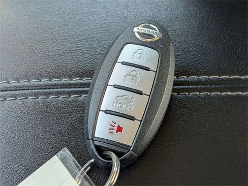 Used 2023 Nissan Sentra SV image 30