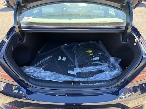 New 2026 Genesis G70 2.5T image 18