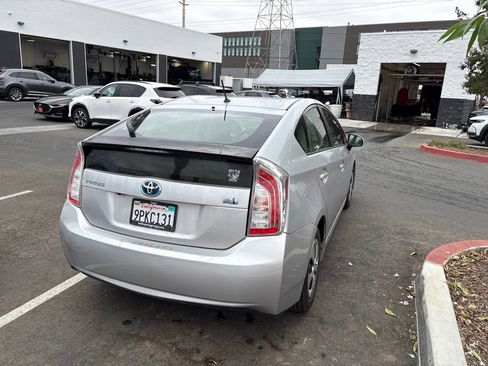 Used 2015 Toyota Prius Two FWD image 7