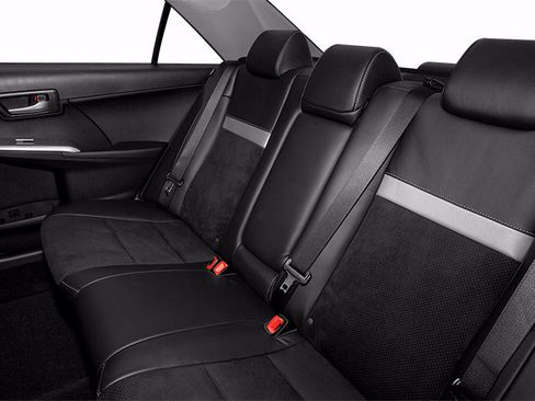 Used 2013 Toyota Camry SE FWD image 14